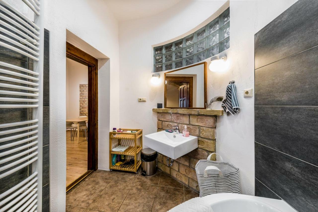 French Touch Apartment With Free Parking Budapeşte Dış mekan fotoğraf